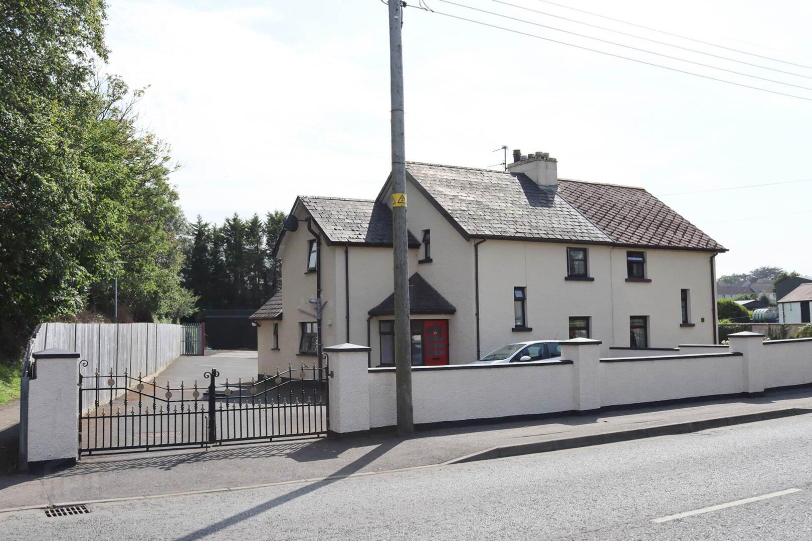 2 Coleraine Road 4 of 26