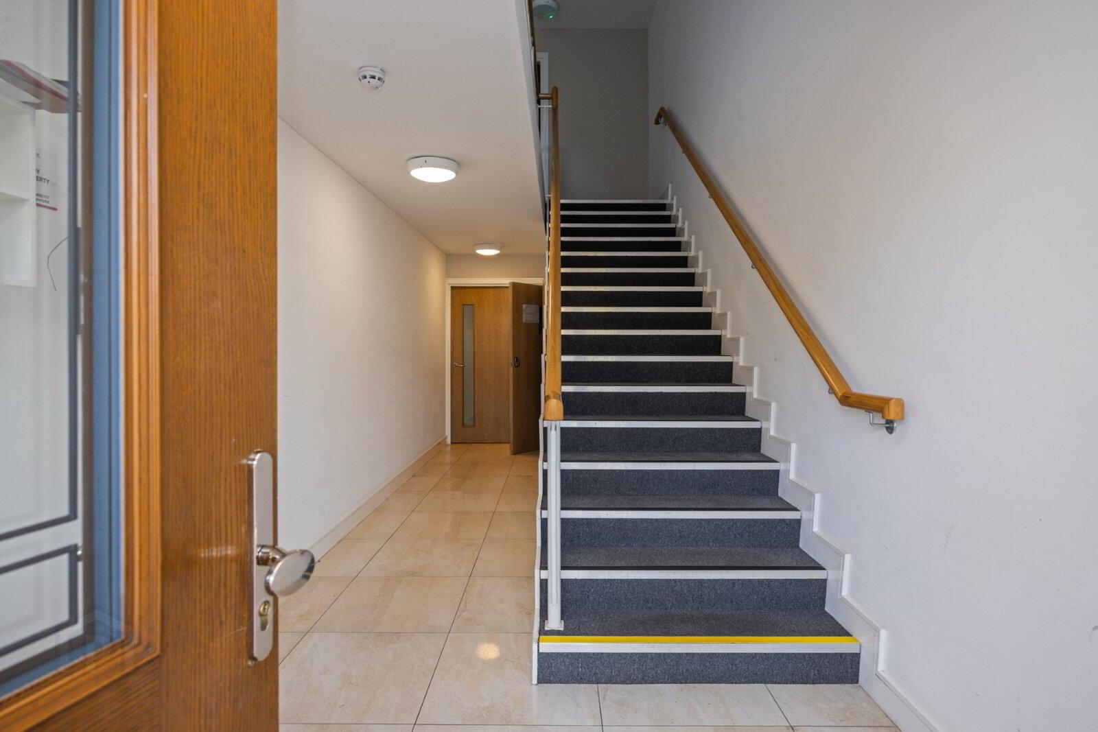 Apartment 3 22 Upper Lisburn Road 3 of 9