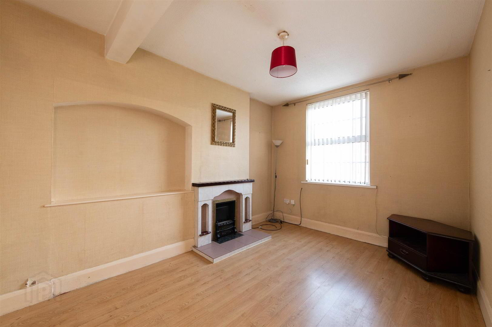 1 Edenderry Gardens 3 of 16