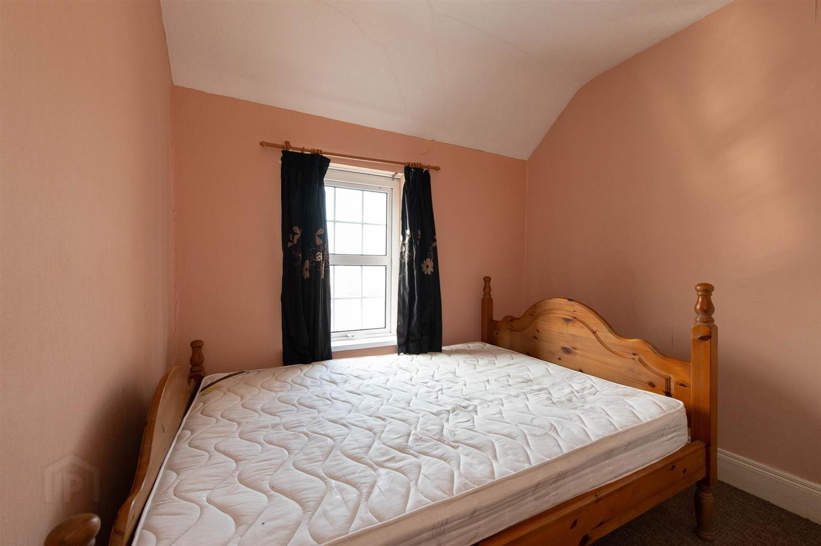 1 Edenderry Gardens 10 of 16