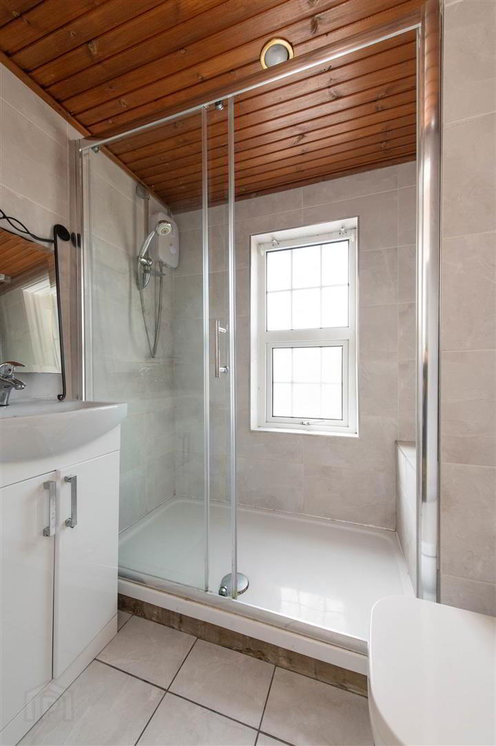 1 Edenderry Gardens 12 of 16