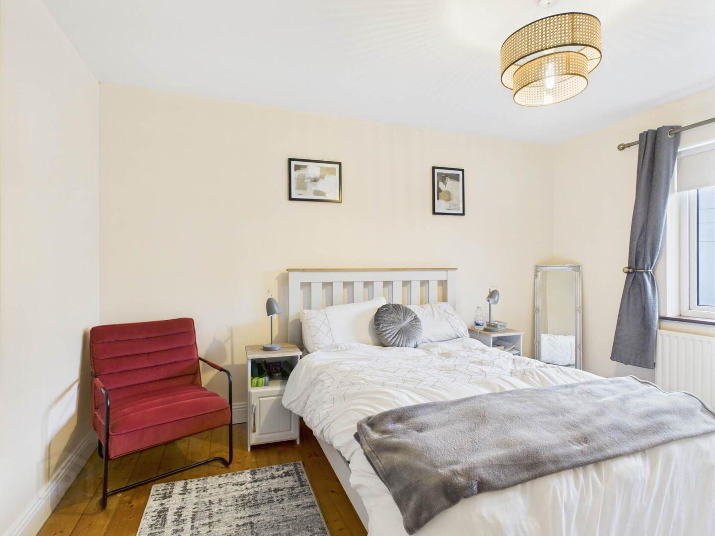 4 Riverside Mews 9 of 16