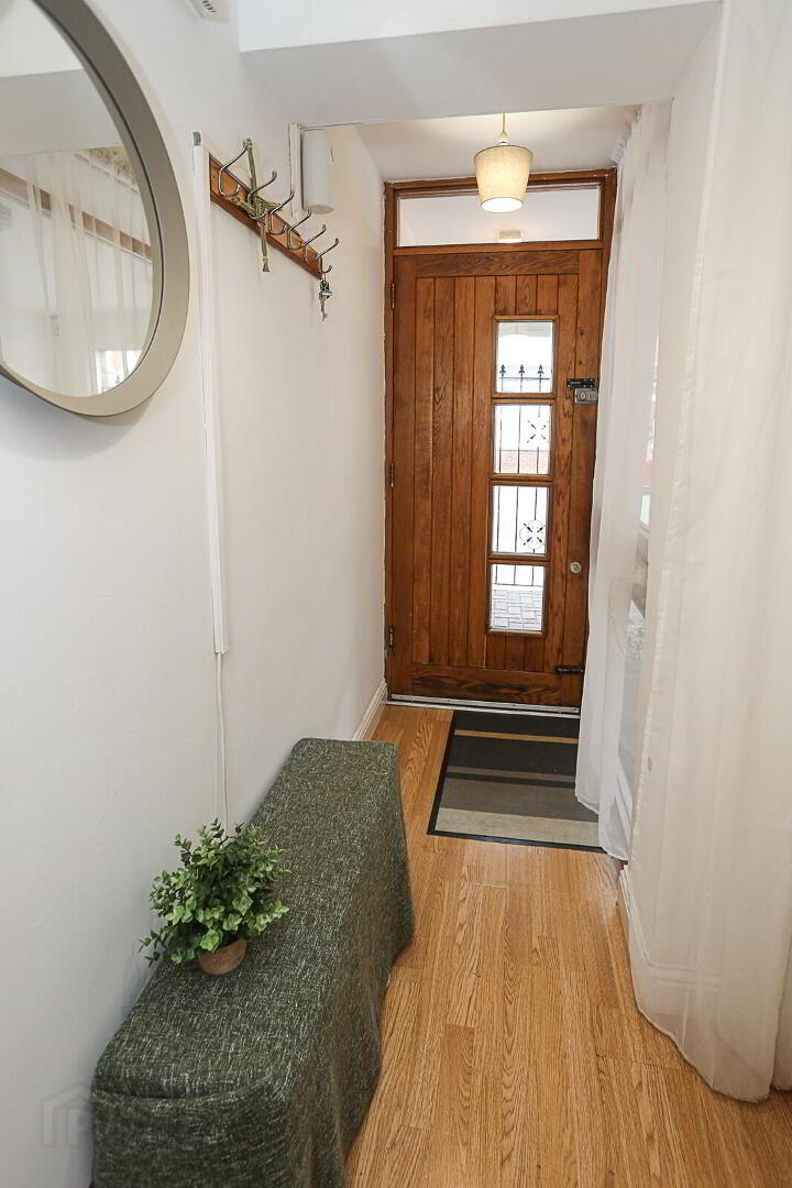 1e Clara Avenue 3 of 35