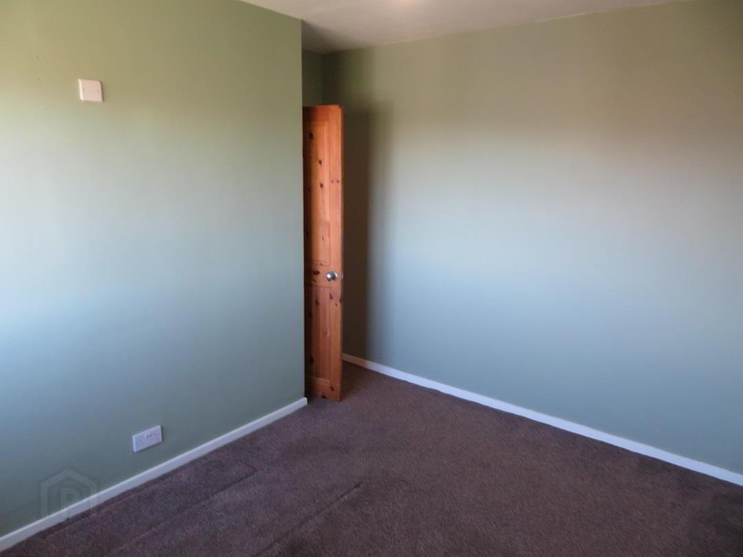 4 Glenfield Road 14 of 16