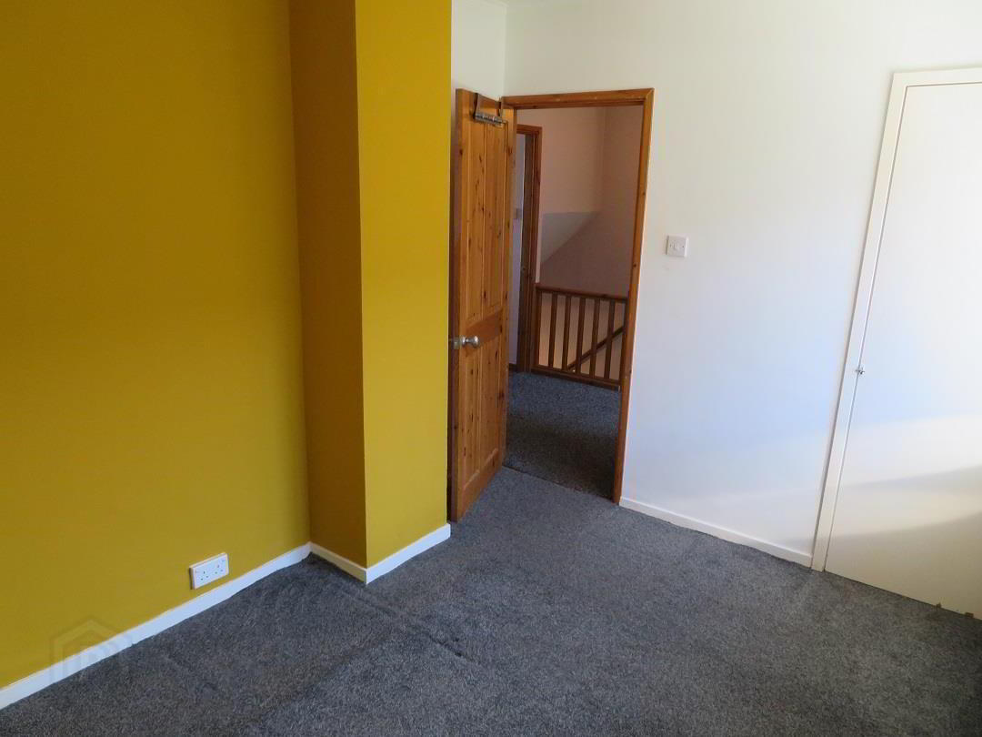 4 Glenfield Road 12 of 16