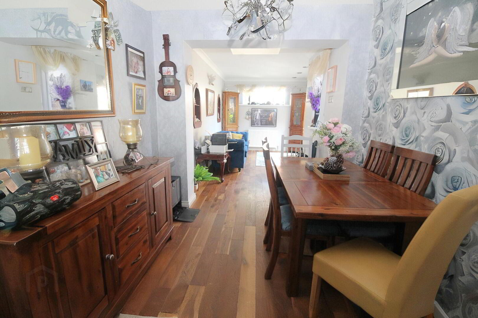 10 Fernmore Avenue 4 of 17