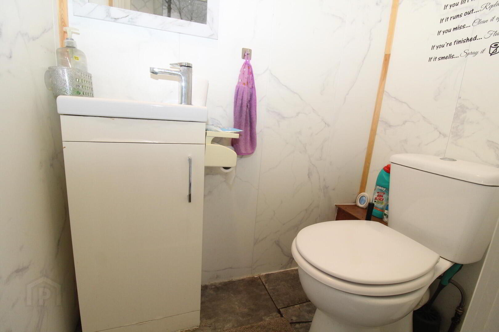 10 Fernmore Avenue 9 of 17
