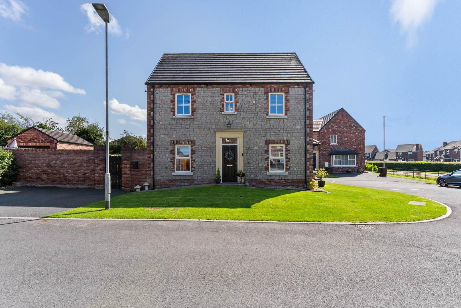 19 Moyraverty Close 1 of 22