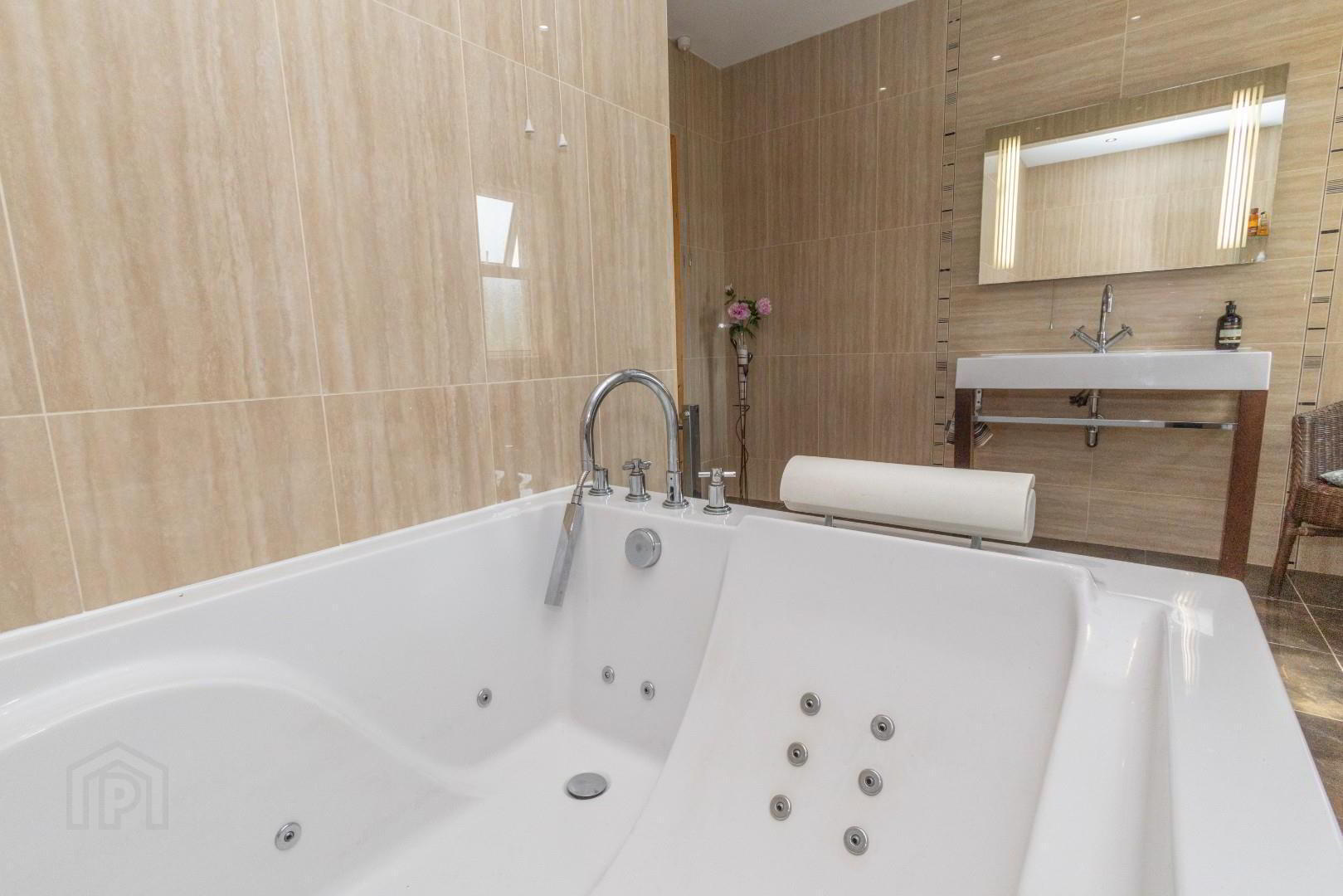 Kelmahon, 38 Ballyvally Road 31 of 53