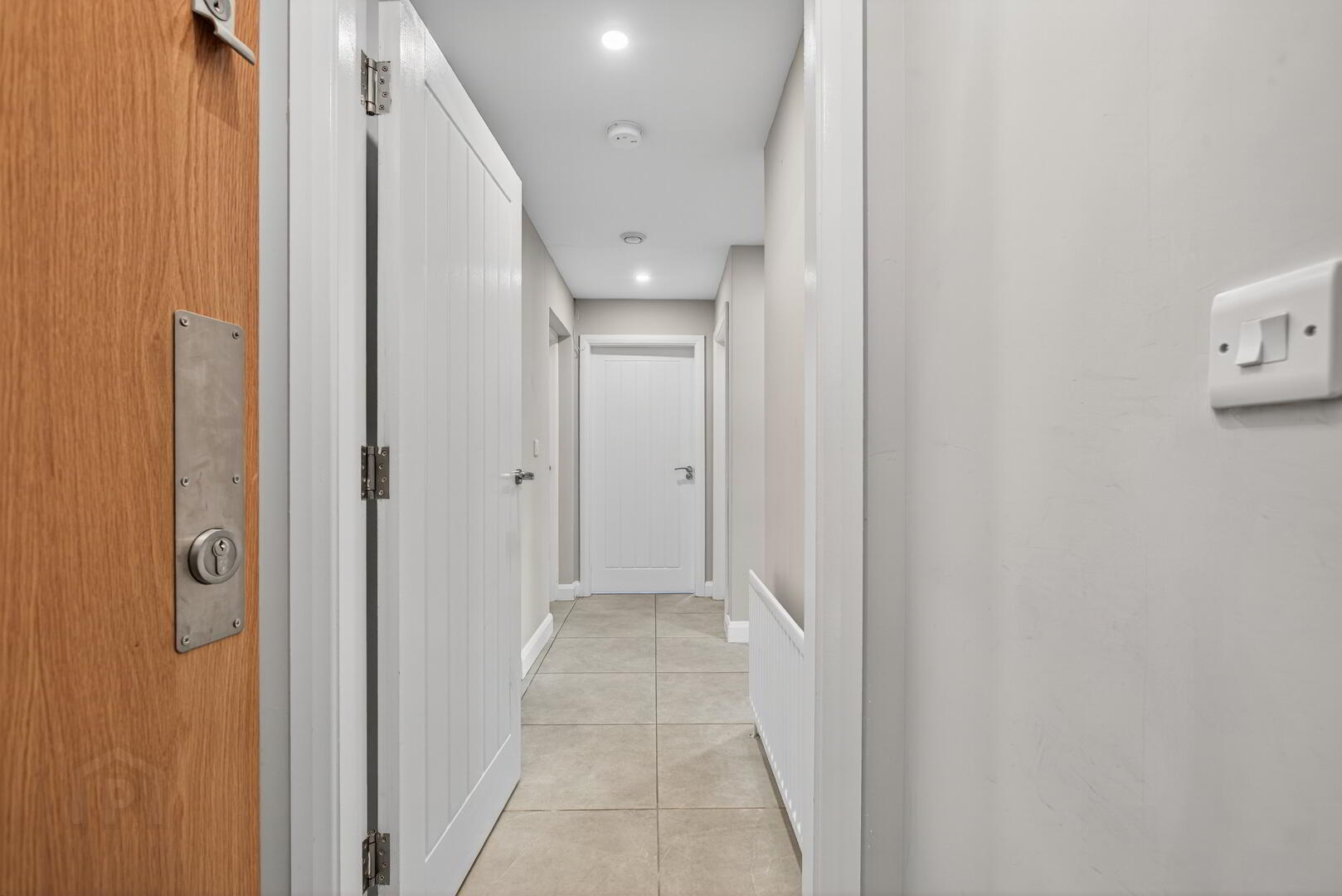 Unit 2, 10 Springfields 3 of 19