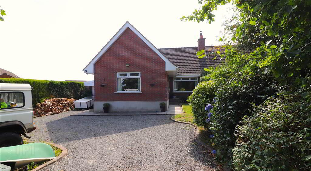9 Blenheim Close 1 of 18