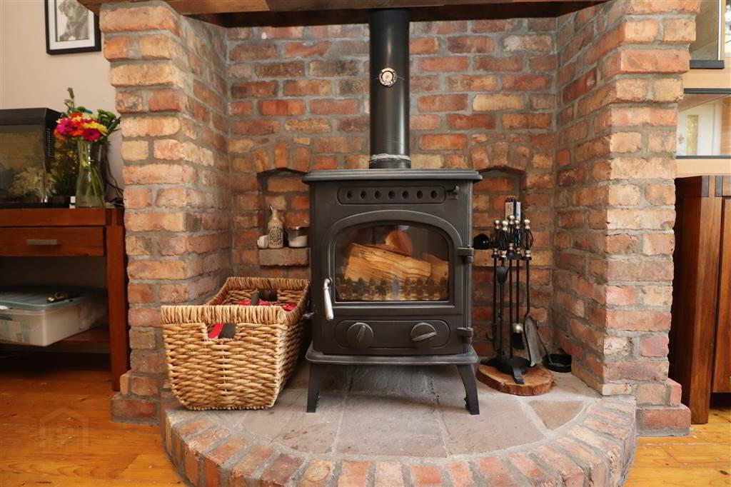 9 Blenheim Close 4 of 18