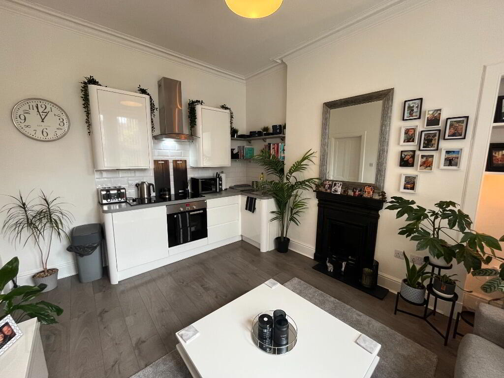 20 Springwell Place 3 of 12