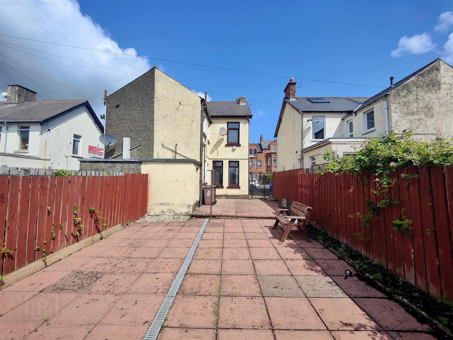 8 Ballygomartin Road 19 of 20