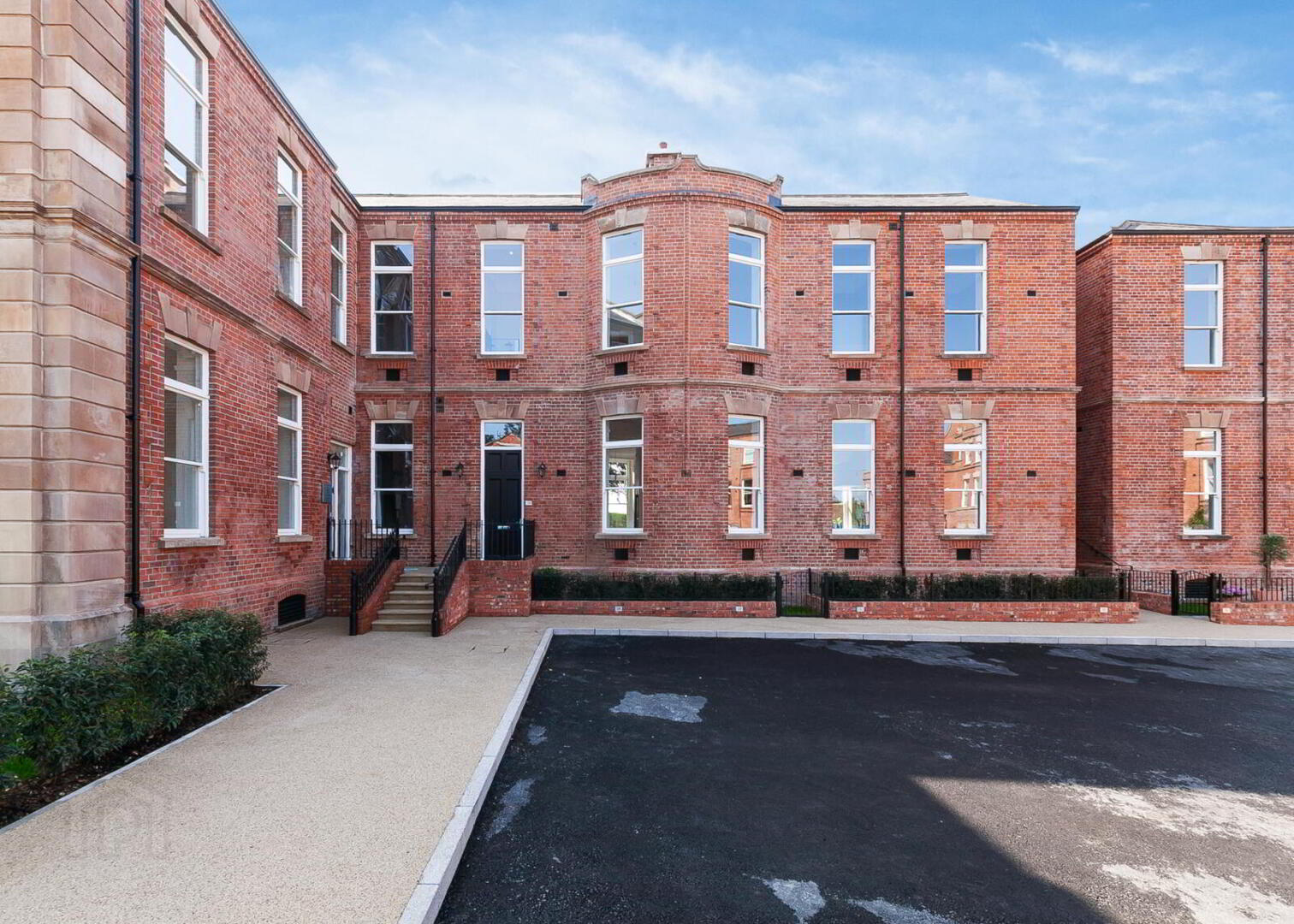 18 Ishbel Mews 2 of 26