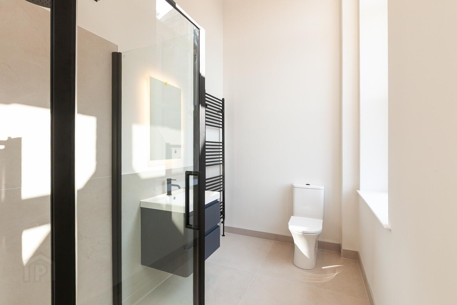 18 Ishbel Mews 16 of 26