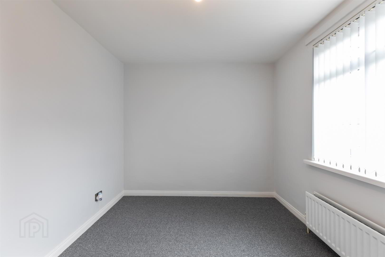 2 Kincraig Avenue 14 of 20