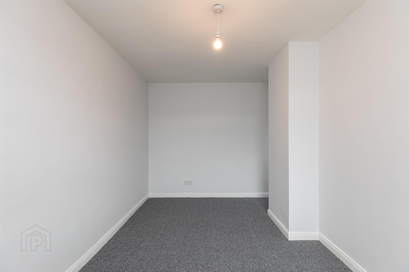 2 Kincraig Avenue 16 of 20