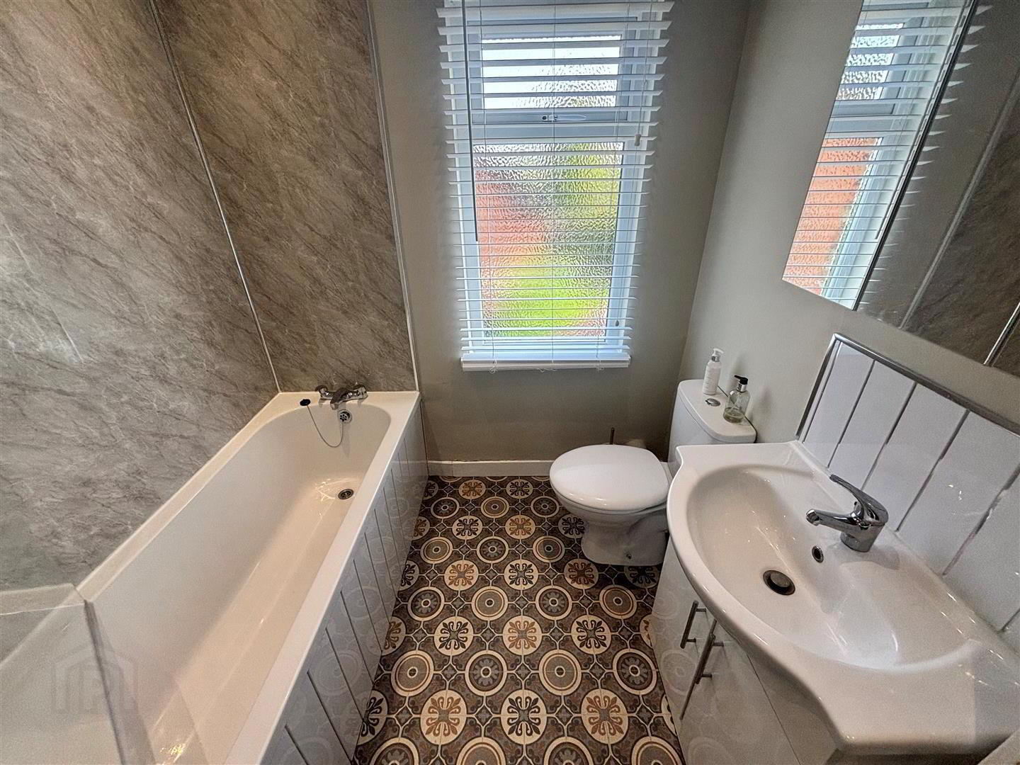135 Henderson Avenue 8 of 17