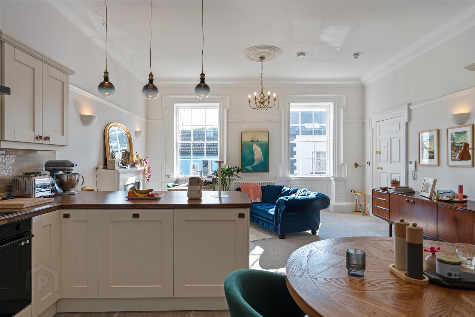 Apt 4 The Merchant House, High Street 9 of 17