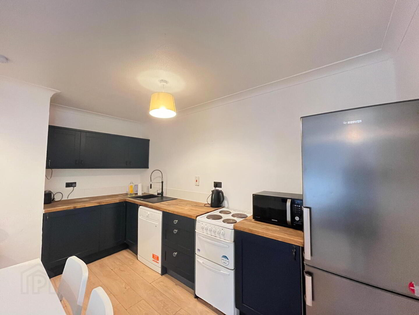 Woodford Close 2 of 9