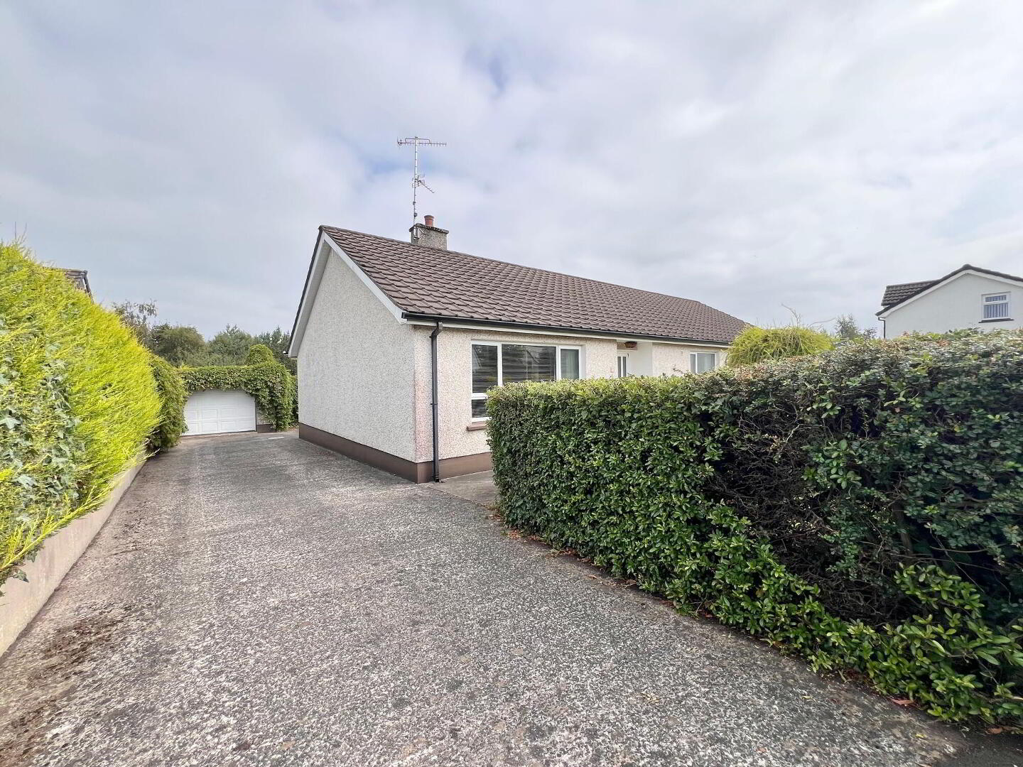 property description image