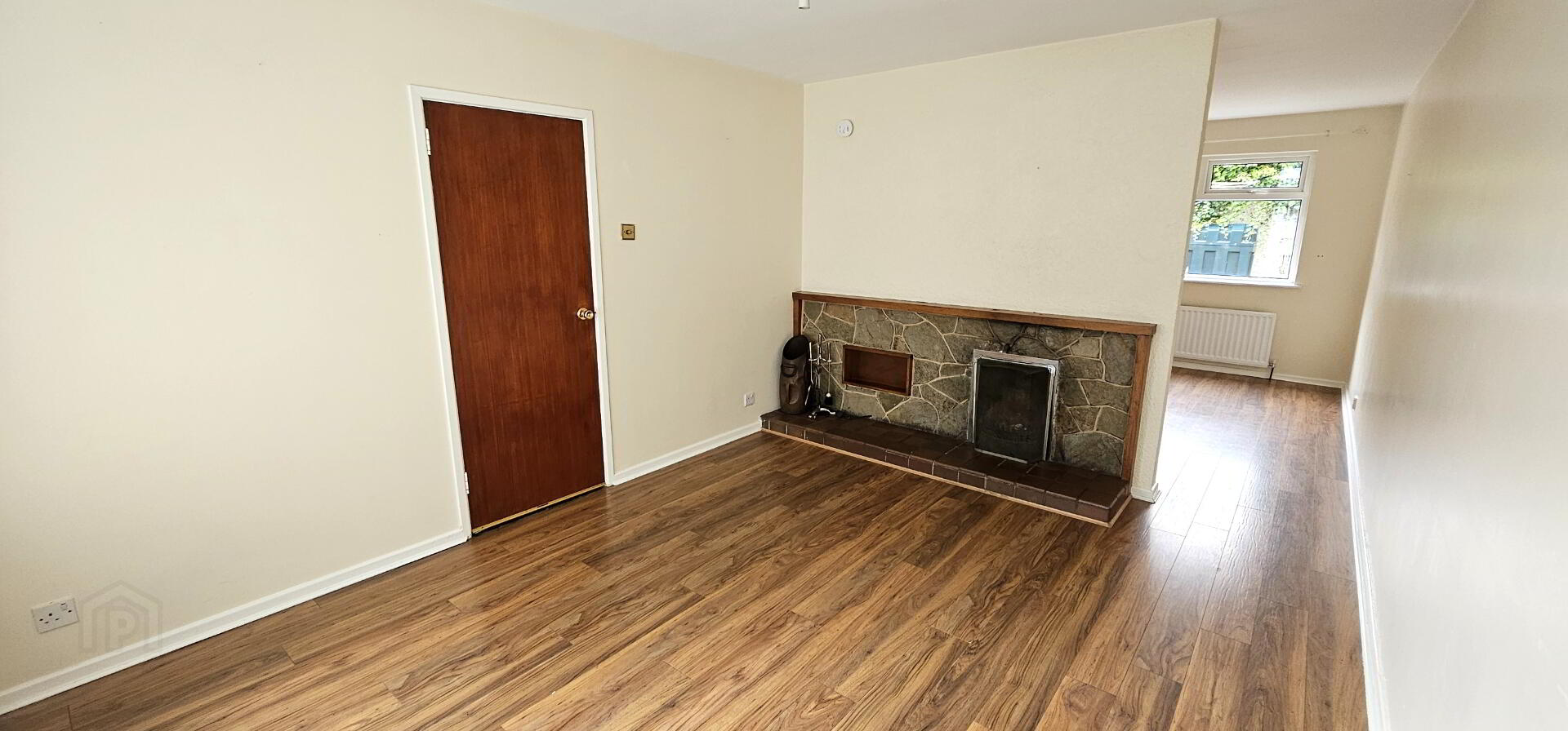 3 George Court 2 of 10