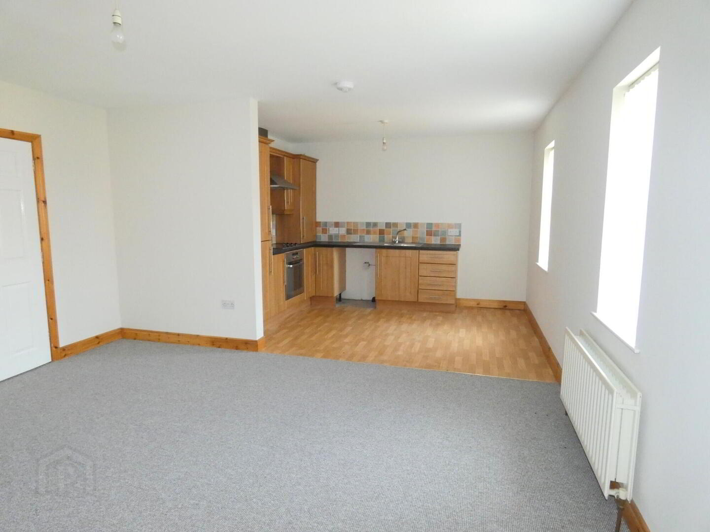 19 Andena Grange , ( 8 of 15