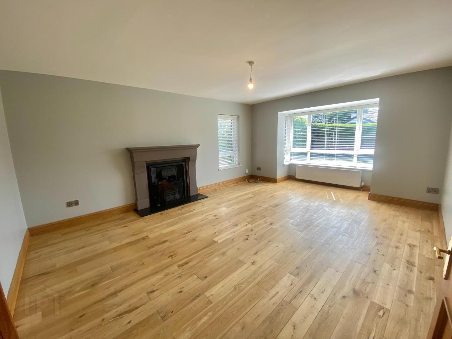 37 Woodbrook 5 of 13