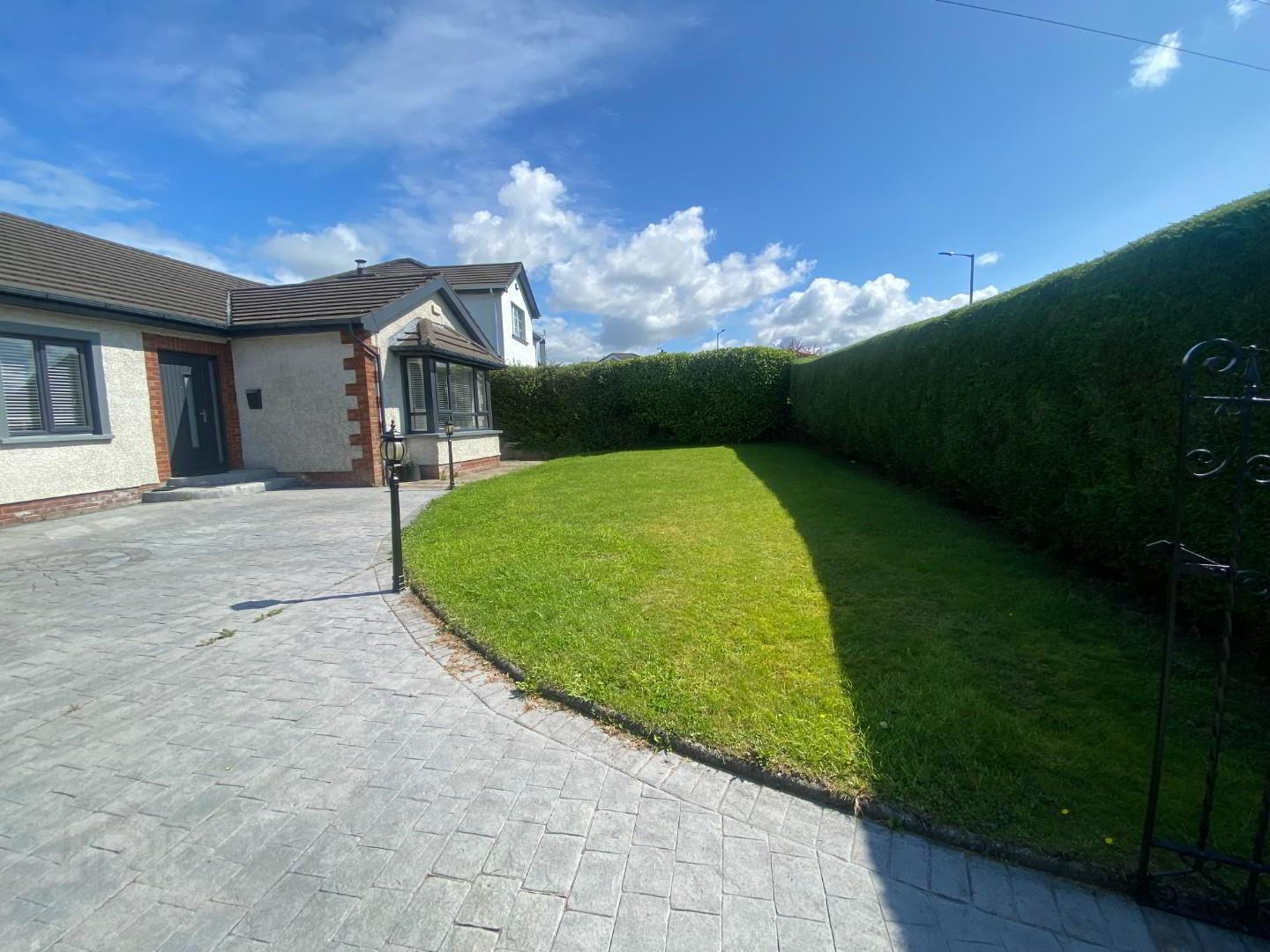 37 Woodbrook 1 of 13