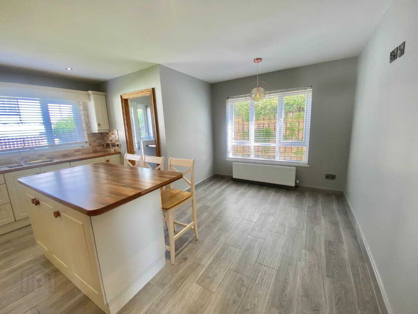 37 Woodbrook 6 of 13