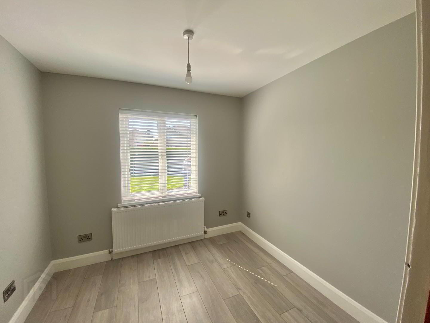 37 Woodbrook 11 of 13