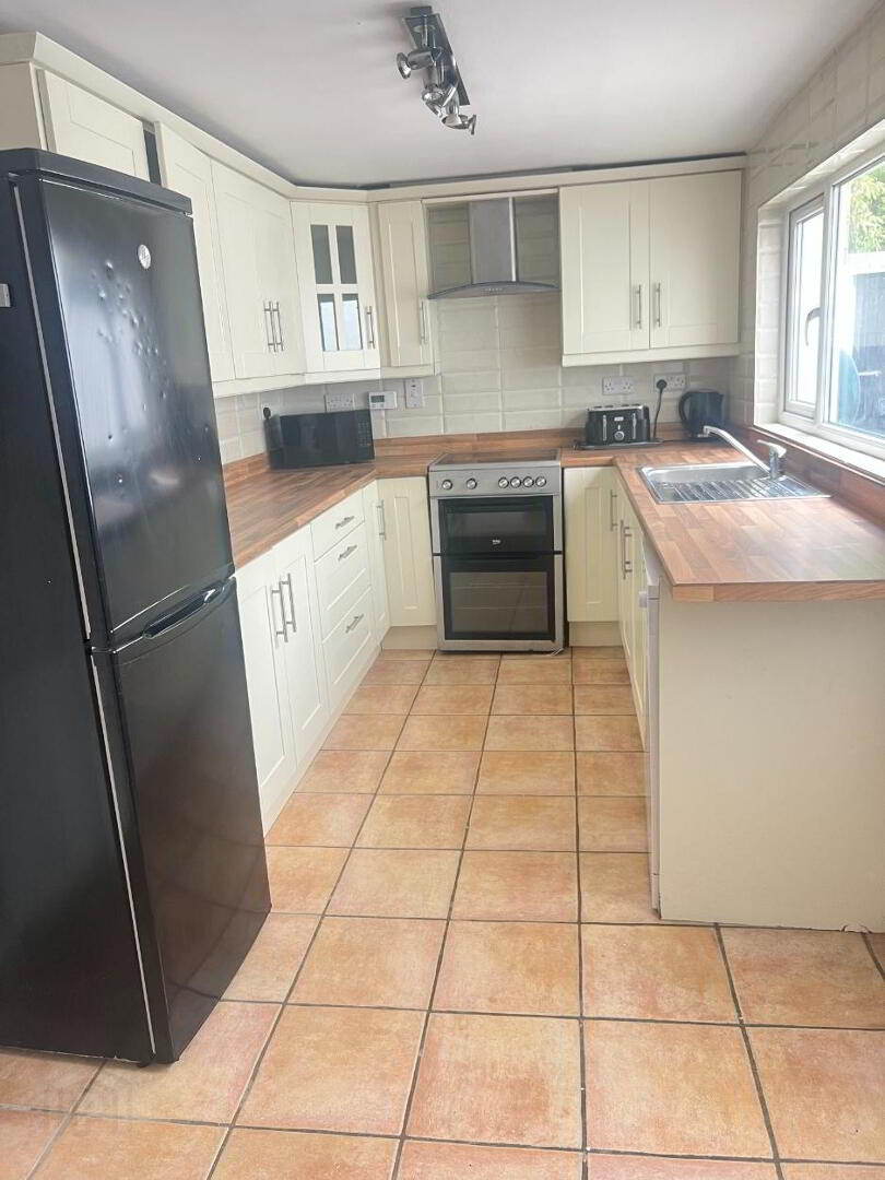 2 Hillside Terrace 4 of 12