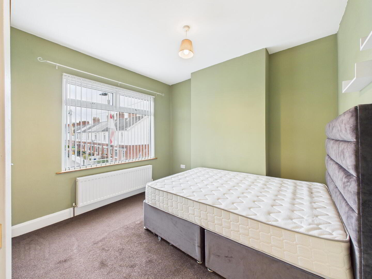 90 Haywood Avenue 14 of 16
