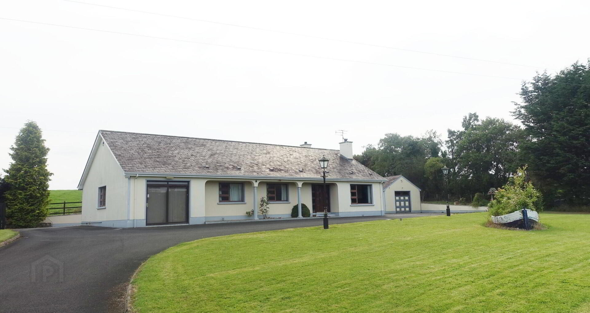 41 Scallen Road 1 of 24