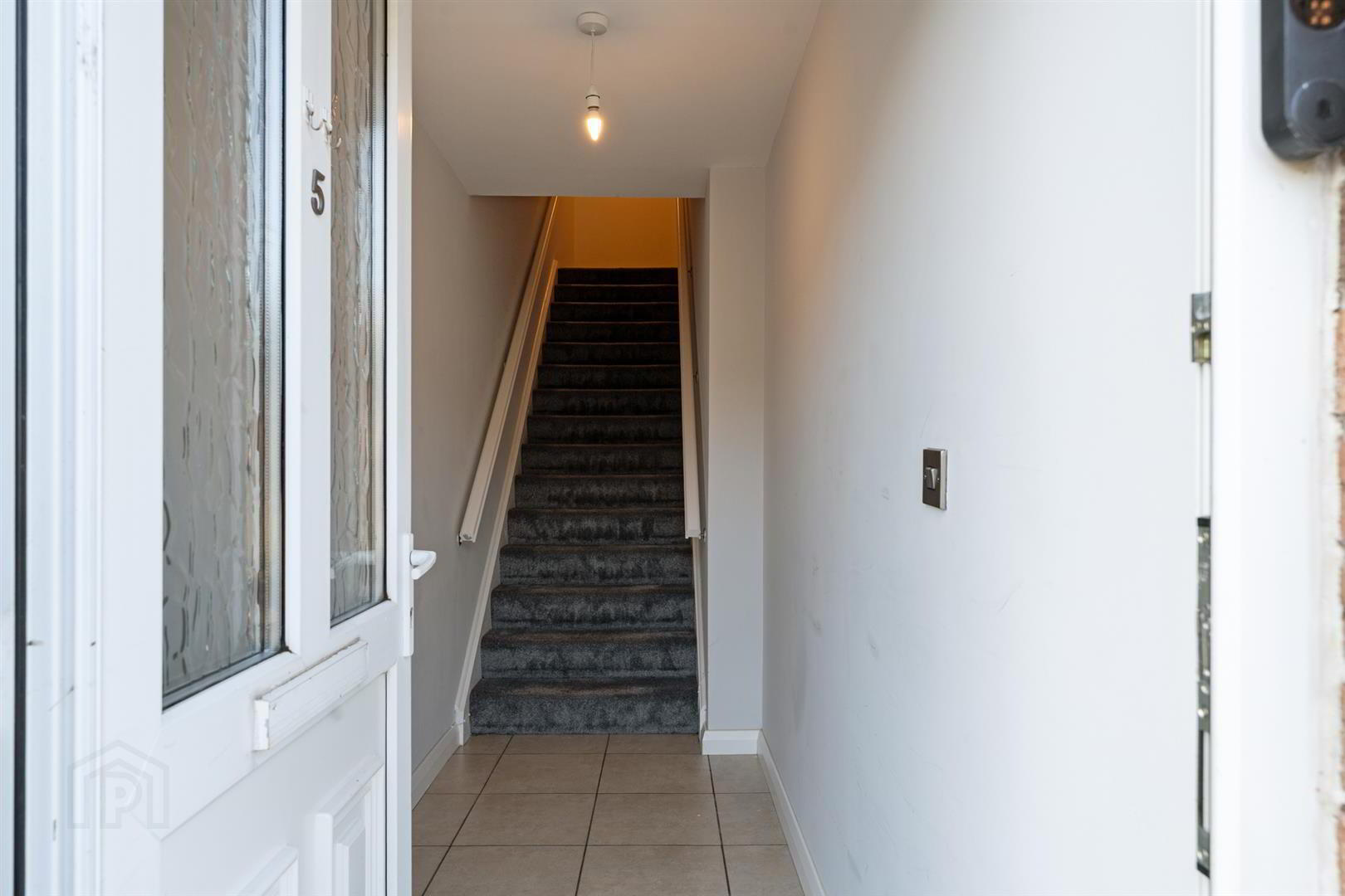 Apt 5 Glen Vale, 43 Glen Road 3 of 21