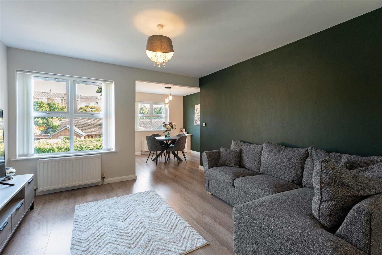 Apt 5 Glen Vale, 43 Glen Road 6 of 21