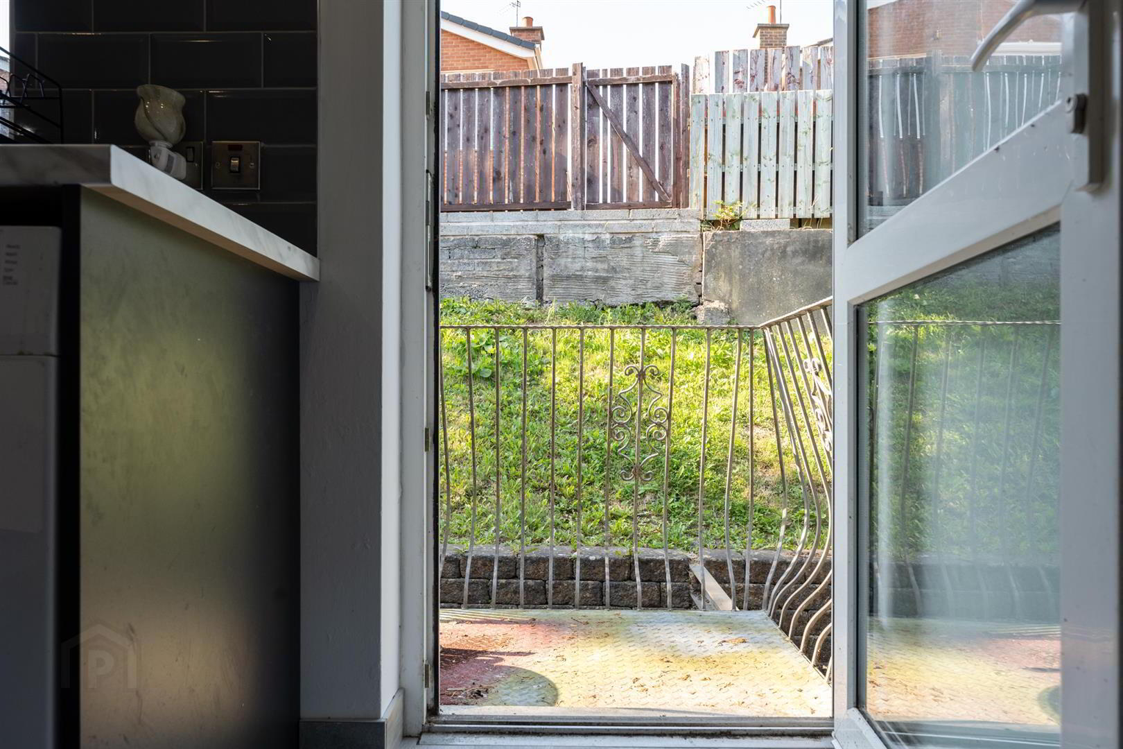 Apt 5 Glen Vale, 43 Glen Road 11 of 21