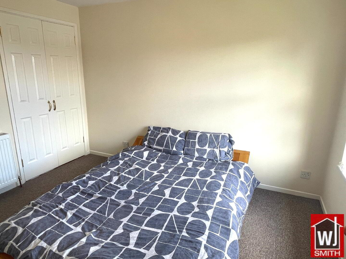 47 Old Castle Road 19 of 39