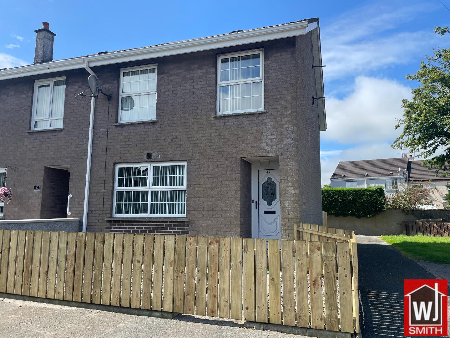 47 Old Castle Road 31 of 39