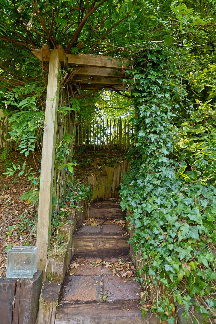 84 Ballygroobany Road 68 of 78