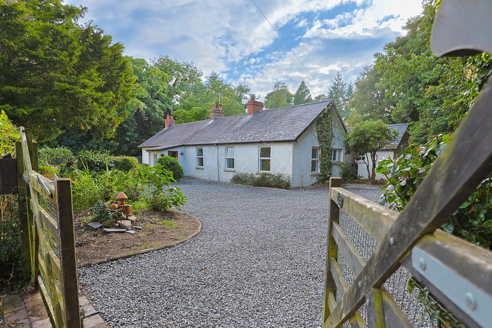84 Ballygroobany Road 1 of 78