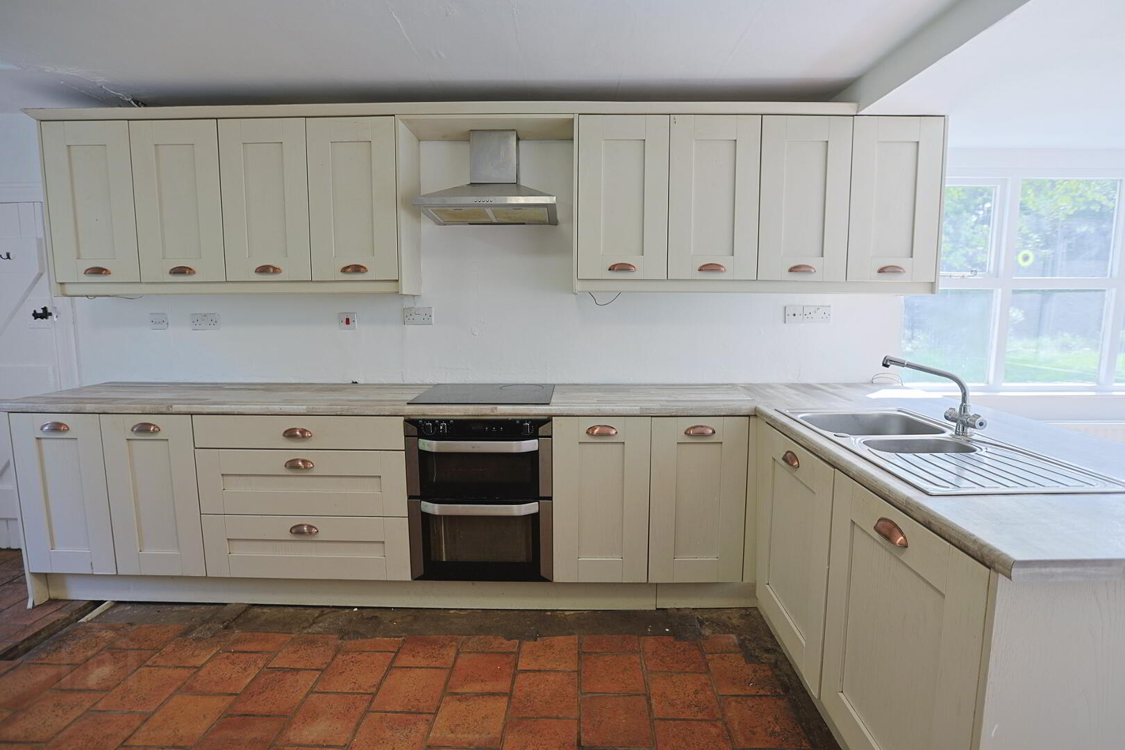 84 Ballygroobany Road 29 of 78