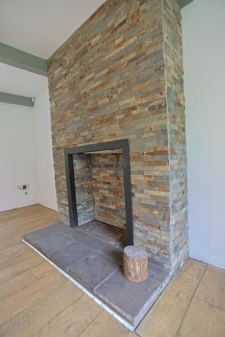 84 Ballygroobany Road 22 of 78