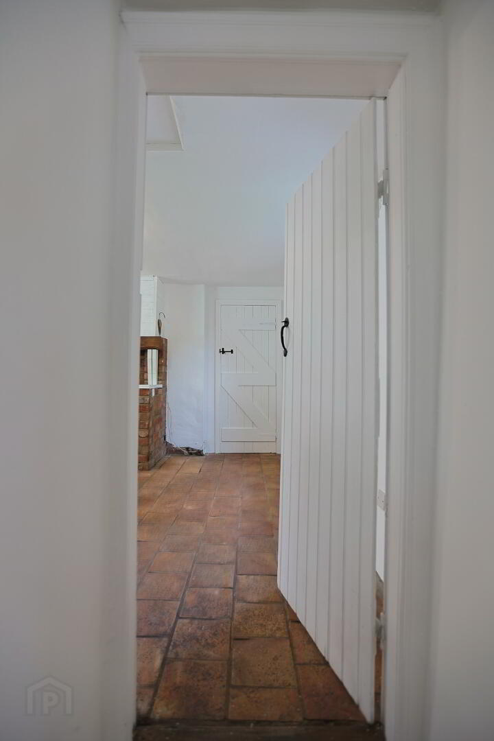 84 Ballygroobany Road 23 of 78