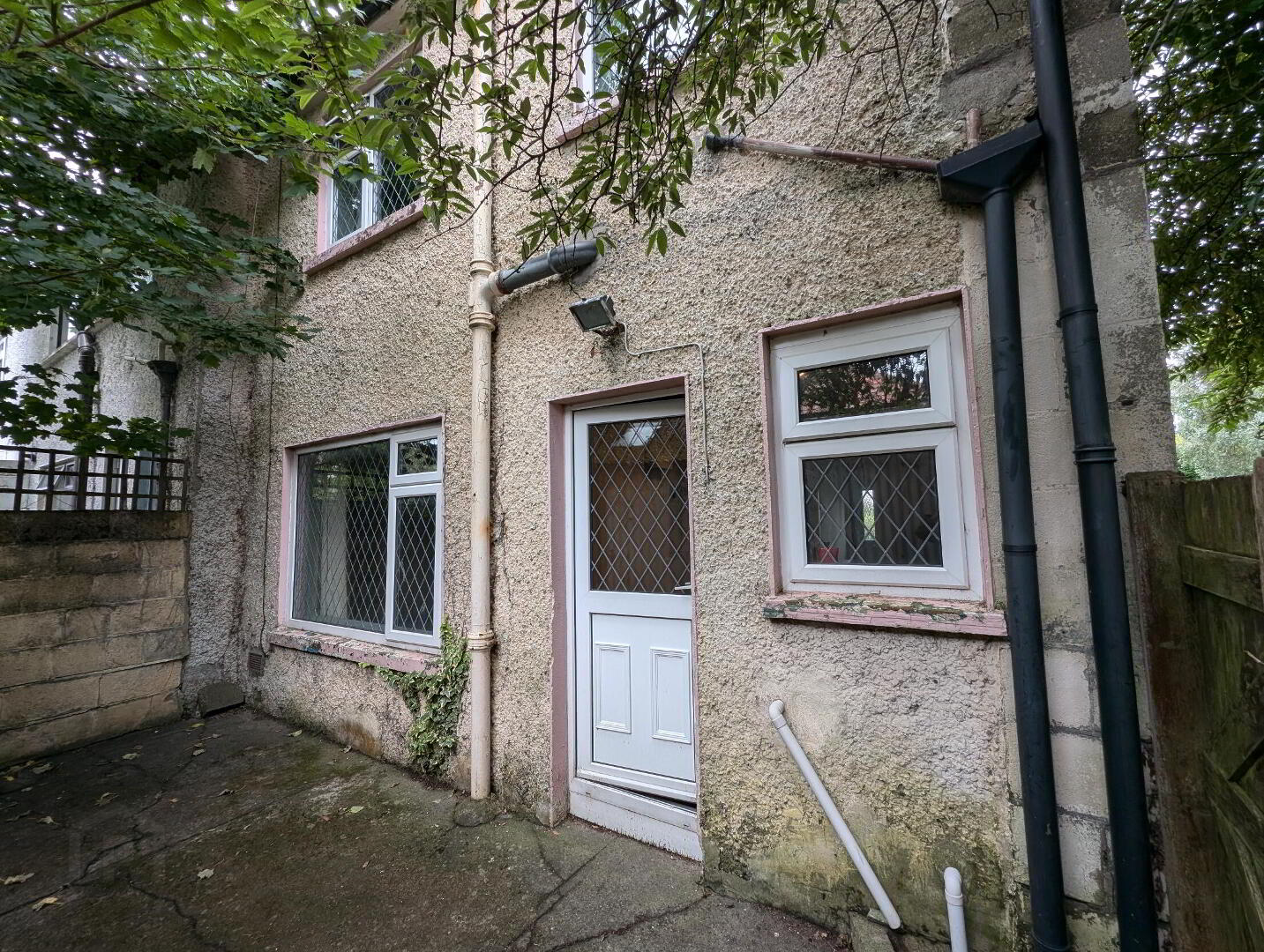 23 Saint Declan's Terrace 14 of 33