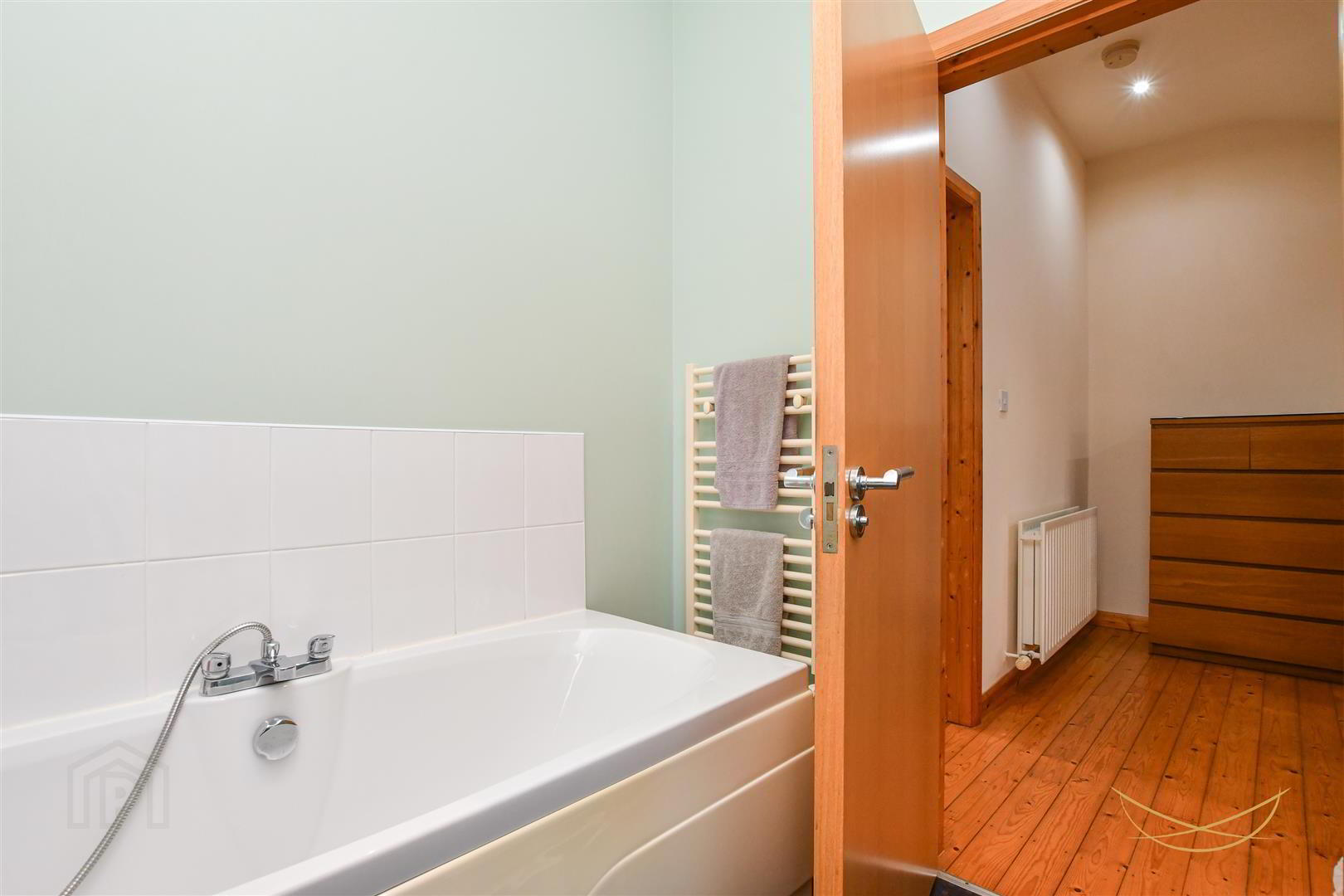 20 Rathmena Drive 41 of 55