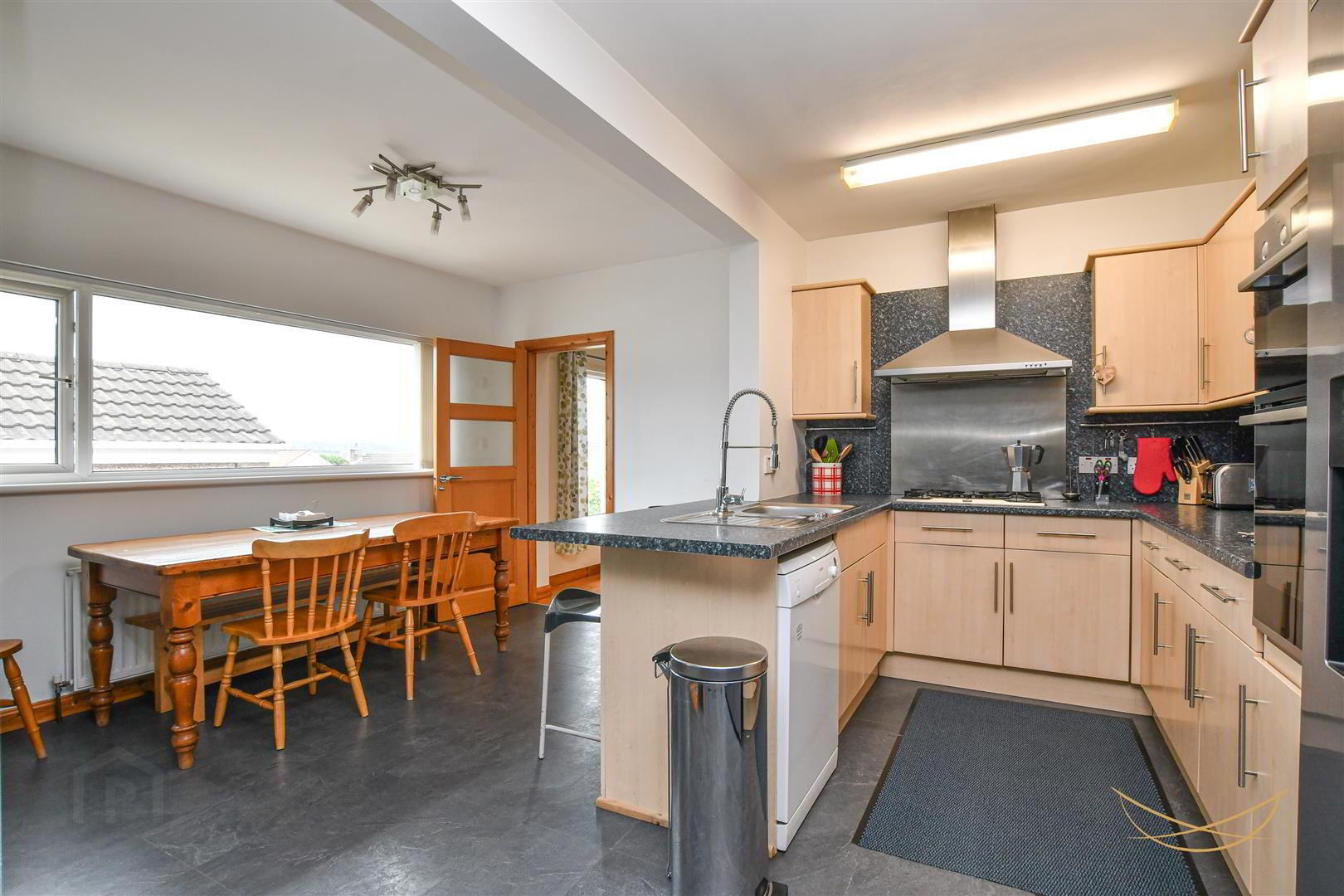 20 Rathmena Drive 21 of 55