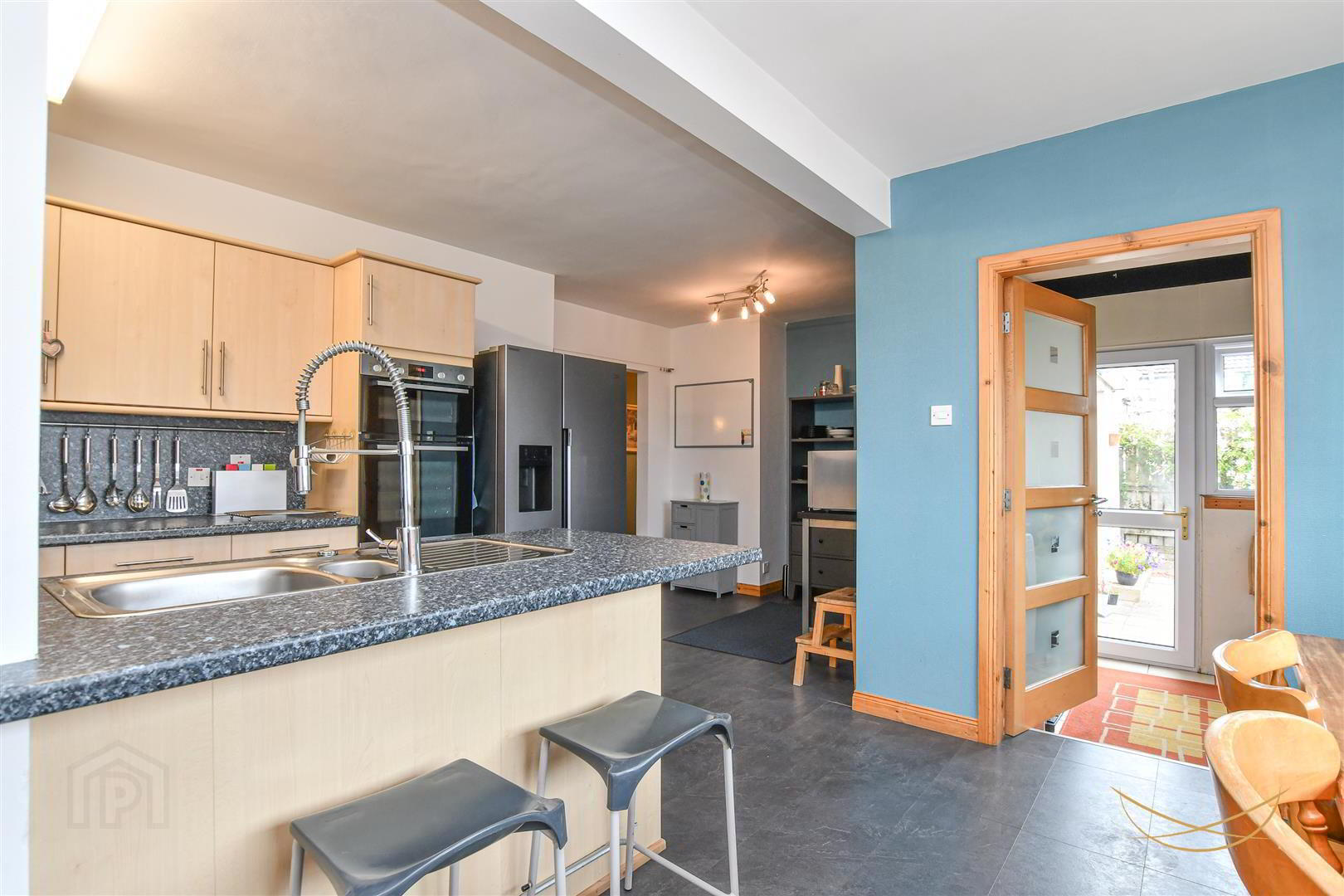20 Rathmena Drive 24 of 55