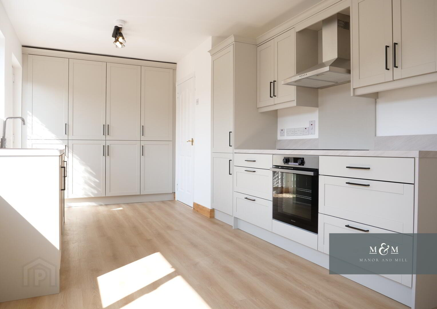 5 Woodford Close 4 of 22